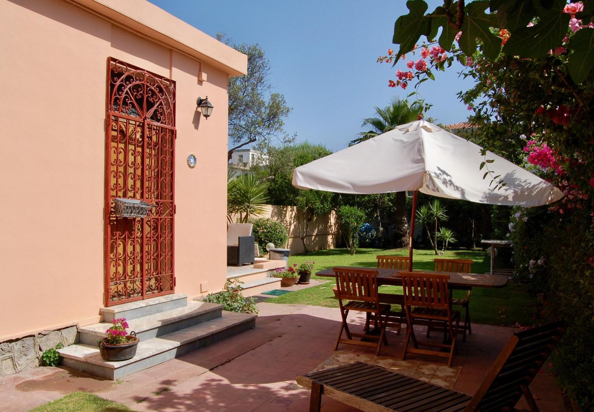 Hotel At Fourth Cagliari Exterior foto
